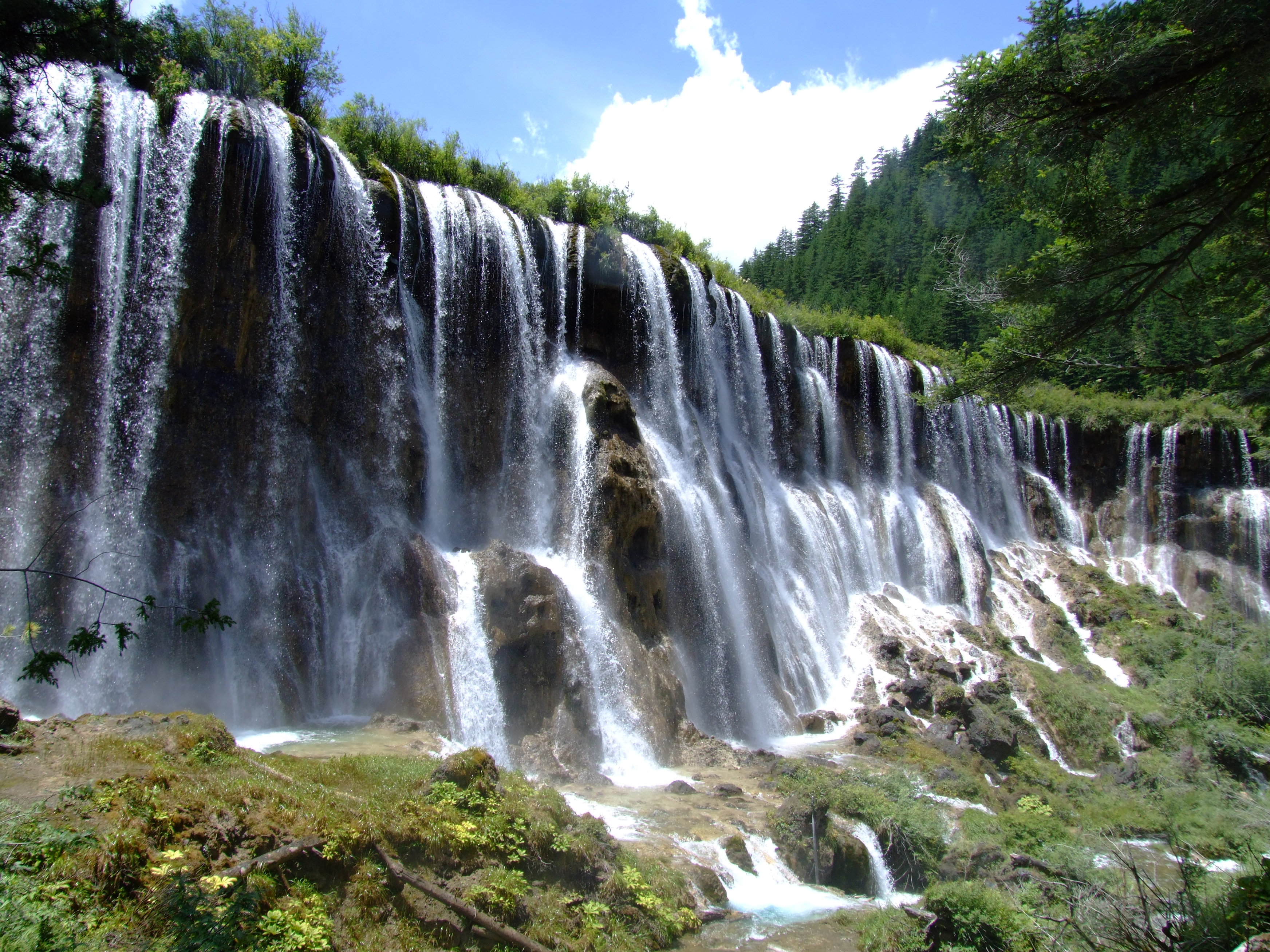 Водопад Цзючжайгоу
